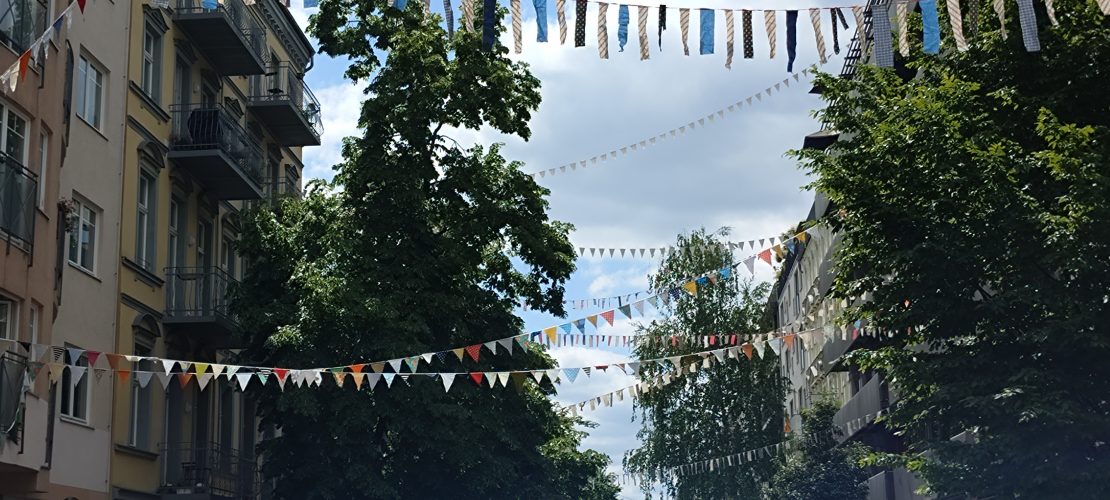 Wimpel auf dem Choriner Straßenfests